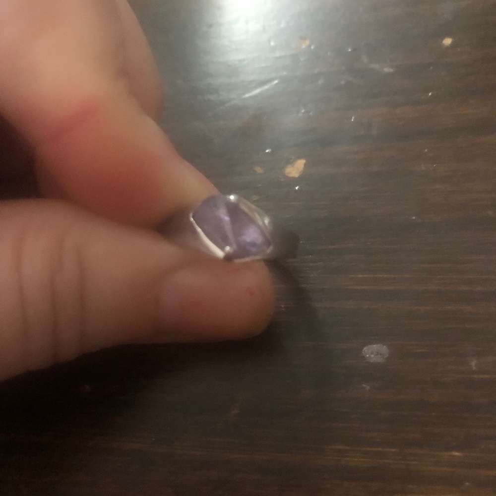Ring - Picture 2 of 5